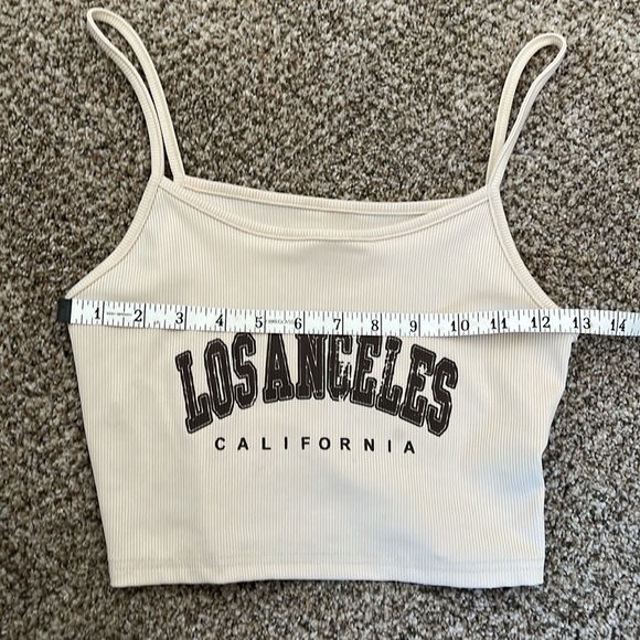 Shein crop top - Picture 4 of 5